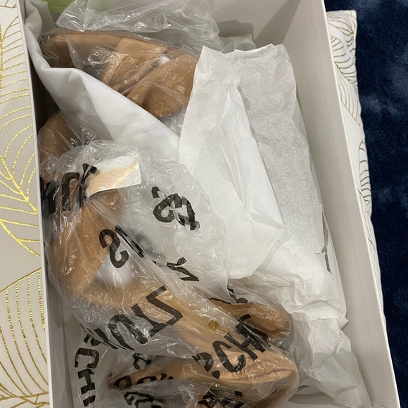 ⬇️PRICE⬇️ Schutz- Monia Desert (Tan)  - 7.5 B - Leather - Picture 5 of 12